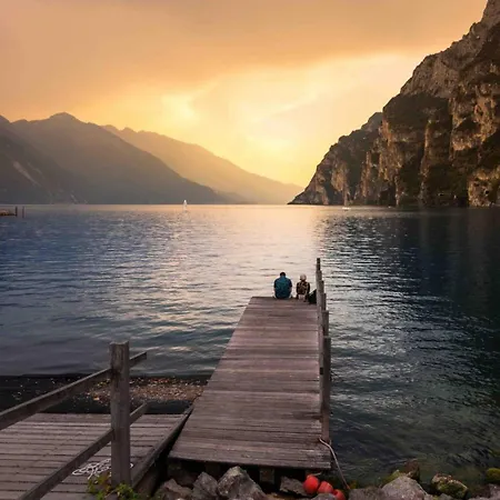 Desenzano Padenghe - 8 Min Al - 8 Minuten Vom Appartamento Padenghe sul Garda